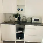 דירה Basement בלינה