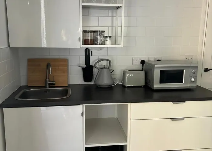 דירה Basement בלינה